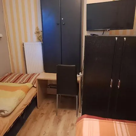 Sárkány Lak Apartman *